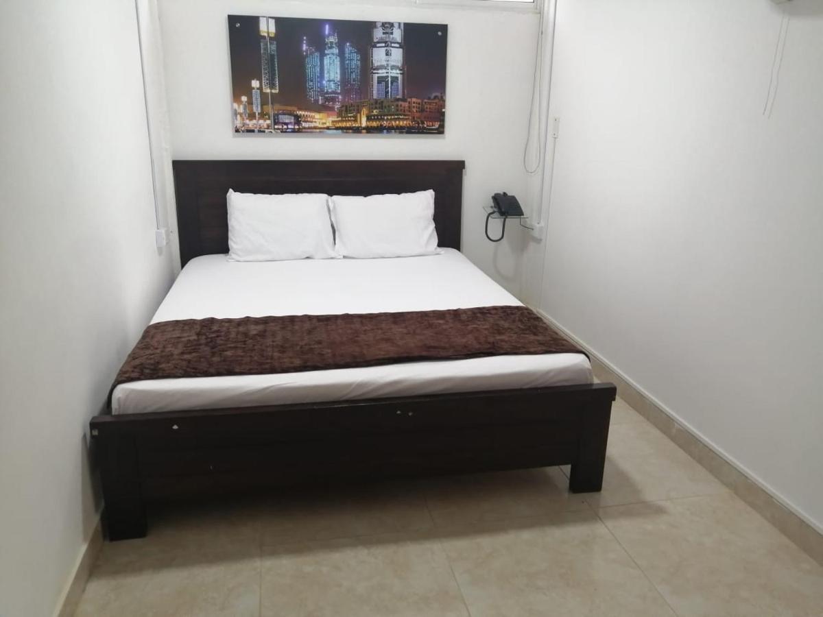 מדיין Hotel Sol Del Estadio מראה חיצוני תמונה